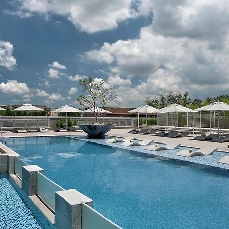 Clark Marriott Hotel Mabalacat Eksteriør bilde