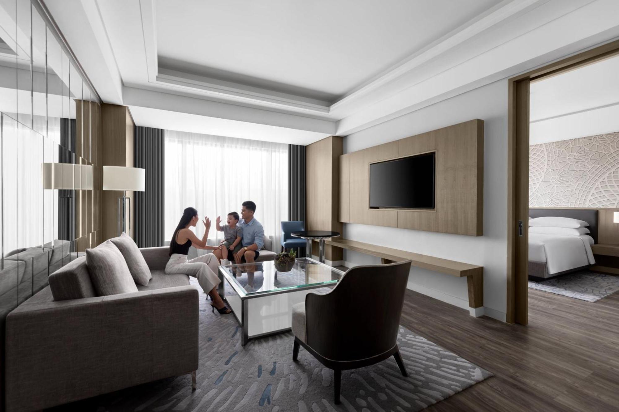 Clark Marriott Hotel Mabalacat Eksteriør bilde