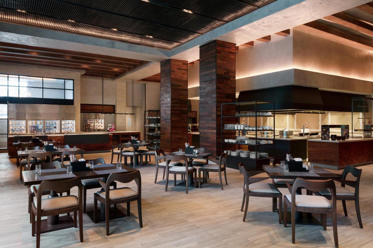 Clark Marriott Hotel Mabalacat Eksteriør bilde